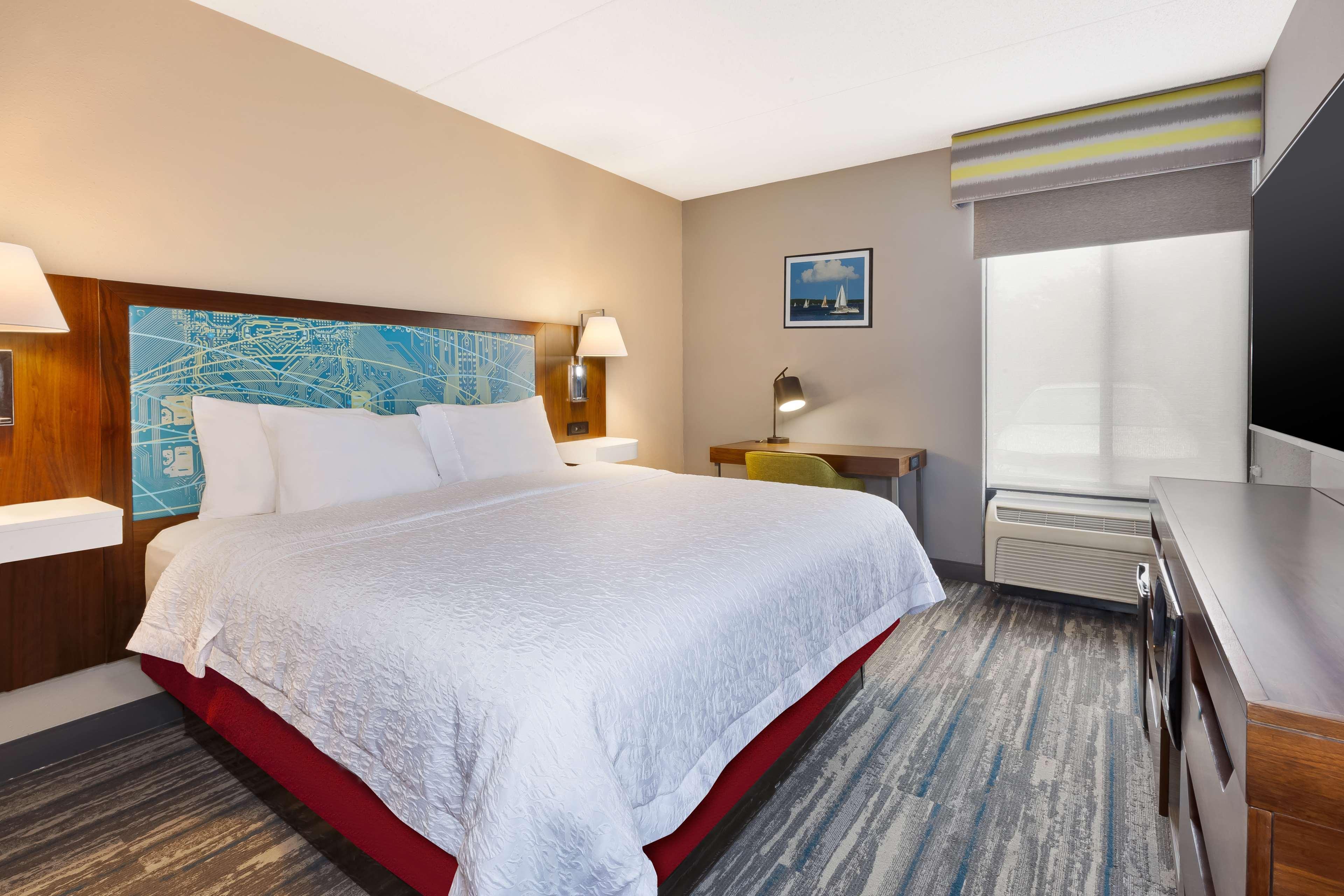 Hampton Inn Traverse Stadt Exterior foto